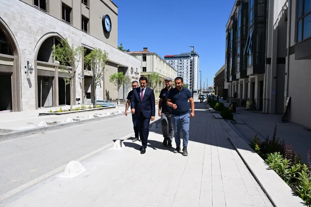Malatya’da Bin 200 Yeni İş Yeri Ağustos’ta Hak Sahiplerine Teslim Ediliyor