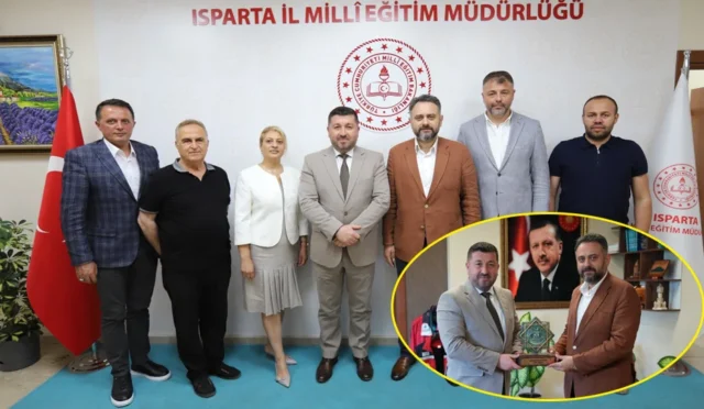 MÜSİAD Isparta'nın meslek liseleri ile iş birliği yaparak gençlere istihdam sağladığına dair görsel.