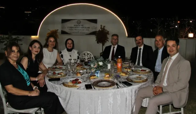 İskenderun Başsavcısı Muhammed Emin Ünalan ve yargı mensupları için düzenlenen veda programı