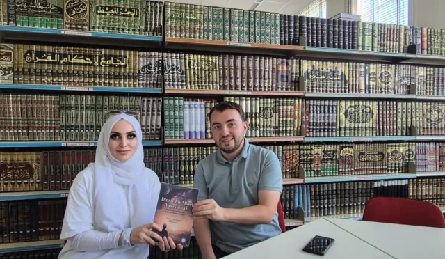 TİMBİR yetkilisi İpek Yiğit, Hollanda'da manevi rehber Osman Celil Ziylan'ı ziyaret etti.