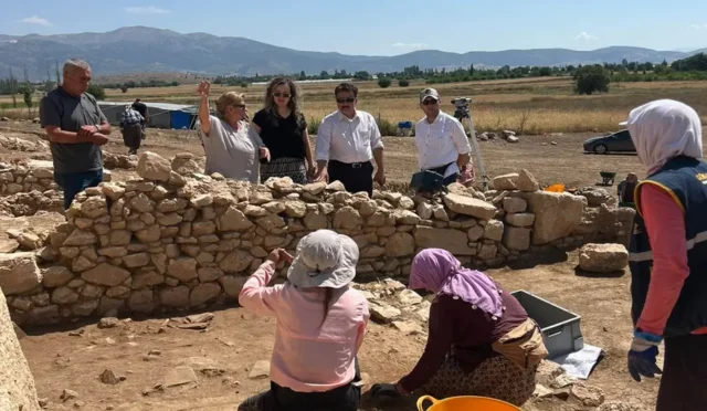 Isparta Seleukeia Sidera Antik Kenti'nde devam eden arkeolojik kazı çalışmaları
