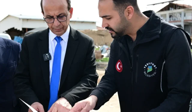 Yeşilyurt Belediyesi'nin deprem sonrası yerinde dönüşüm ve güçlendirme projeleriyle güvenli yapılar inşa ettiği görsel.