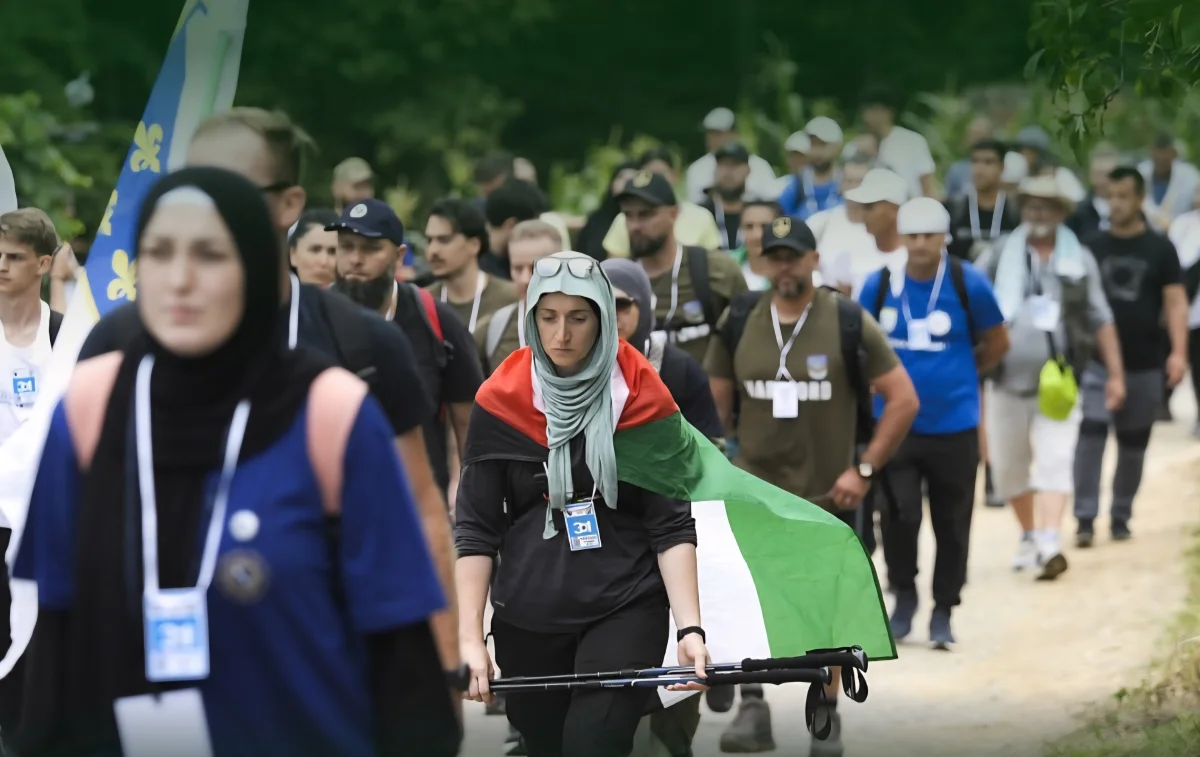 Srebrenitsa Soykırımı Anısına ‘Barış Yürüyüşü’ Başladı: 8 Bin 372 Boşnak Sivilin Katledildiği Yolda Adalet Çağrısı