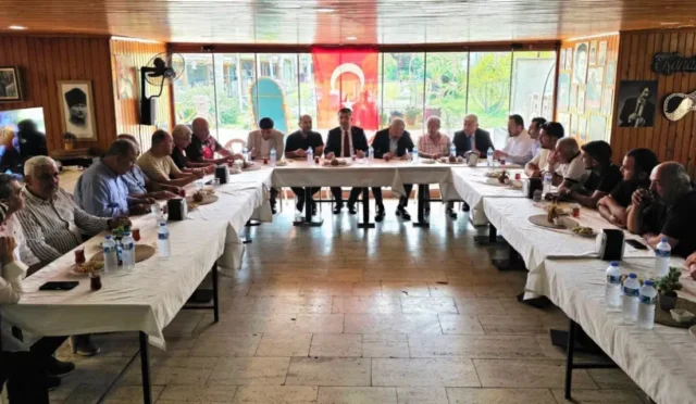 Hatay'da narenciye üreticileri için pazarlama kooperatifi kurulması toplantısı