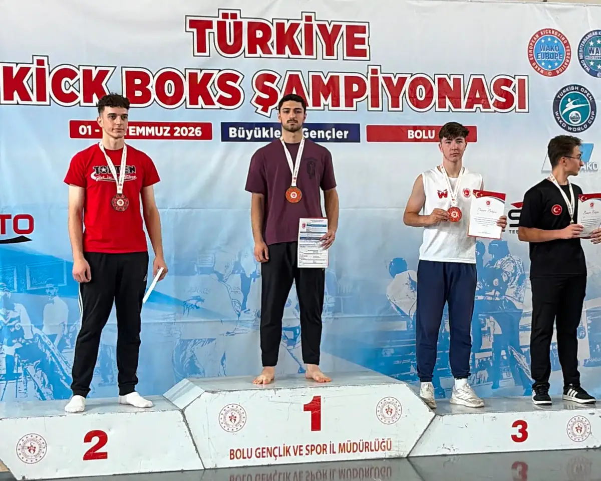 Elazığlı Kick Boksçular Bolu’da Türkiye Şampiyonası’na Damga Vurdu: Bir Altın, İki Bronz Madalya!