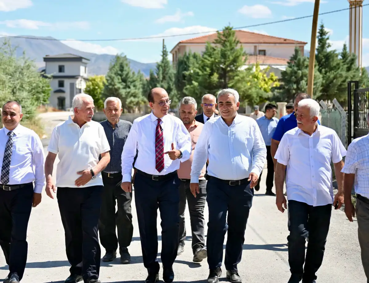 Başkan Geçit, Kuyulu Mahallesi’nde Devam Eden Yatırımları Yerinde İnceledi: Park ve Altyapı Çalışmaları Tamamlandı