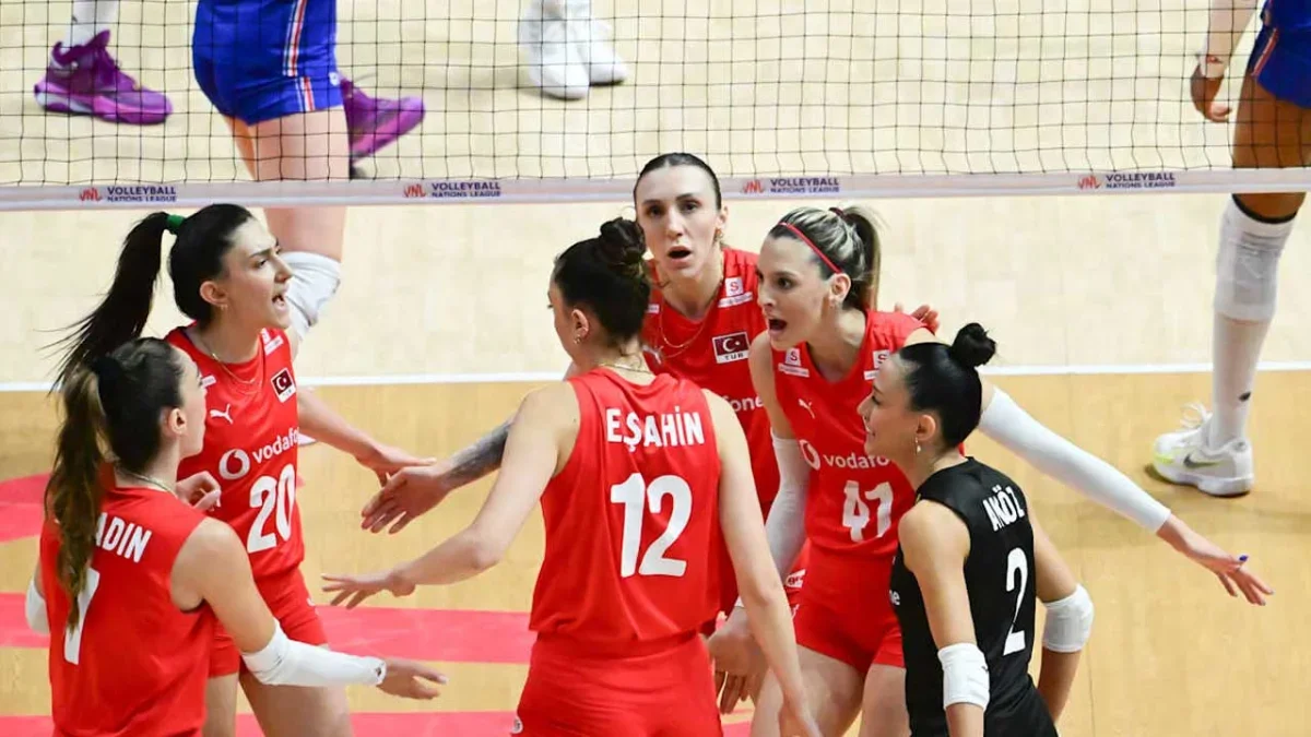 Filenin Sultanları VNL Finalleri’ne Galibiyetle Veda Etti: Tayland’ı 3-1 Mağlup Ettiler