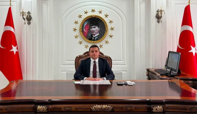 Digor Kaymakamı Abdulkadir Zengin'in göreve başlama anı