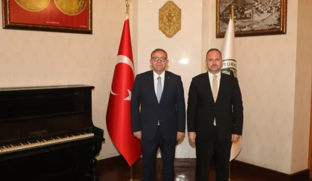 Arpaçay Kaymakamı Mehmet Abdulkadir Güvenç göreve başlarken çekilmiş fotoğrafı