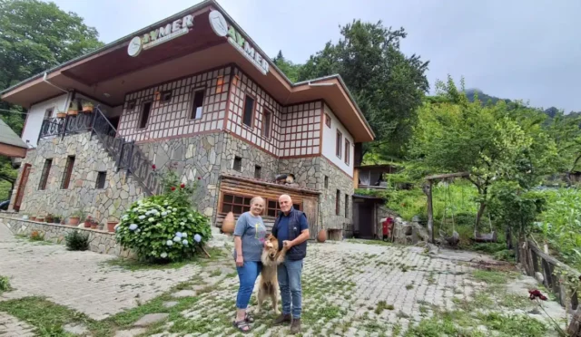 Artvin'de emekli bir çift tarafından işletilen butik otel ve çevresindeki doğal güzellikler