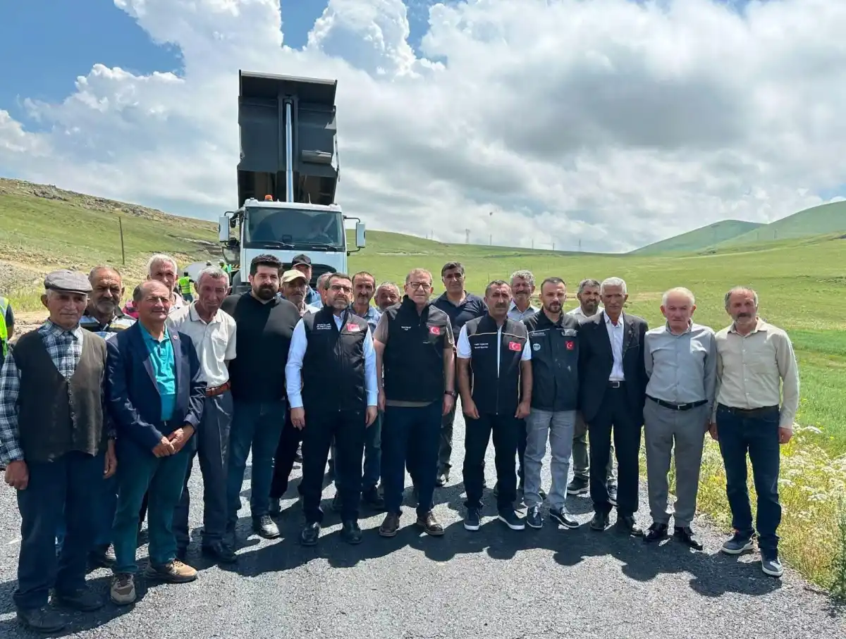 Kars’ta 9,5 Kilometrelik Grup Köy Yolu Asfaltla Buluşuyor: Ulaşım Standartları Yükseliyor