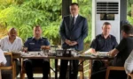 Tirebolu muhtarları ve yeni Kaymakam Tuncay Kaldırım'ın tanışma ve istişare toplantısından genel görüntü