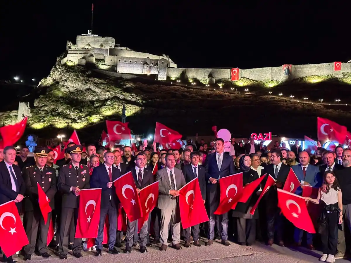 Kars’ta 15 Temmuz’un 10. Yılında Milli İradeye Sahip Çıkma Coşkusu