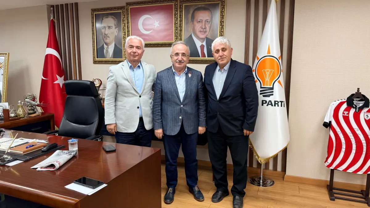 Türkiye Karate Şampiyonası Samsun’a Değer Katacak: Federasyon Heyeti AK Parti İl Başkanı Köse’yi Ziyaret Etti