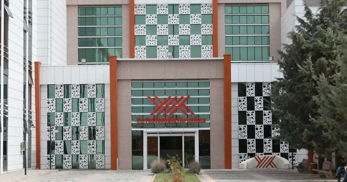 YÖK’ten Depremzede Öğrencilere Müjde: Özel Öğrencilik Hakkı Bir Yıl Daha Uzatıldı