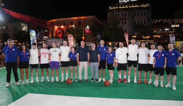 Giresun'da 29. Geleneksel Sokak Basketbolu Turnuvası'nın başlaması ve sporcuların mücadelesi