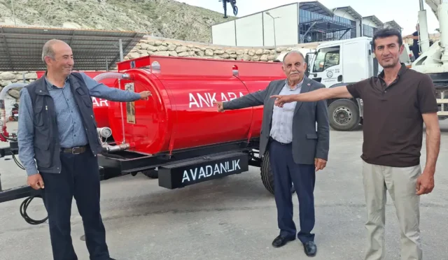Beypazarı'nda mahallelere dağıtılan yangın su tankerleri