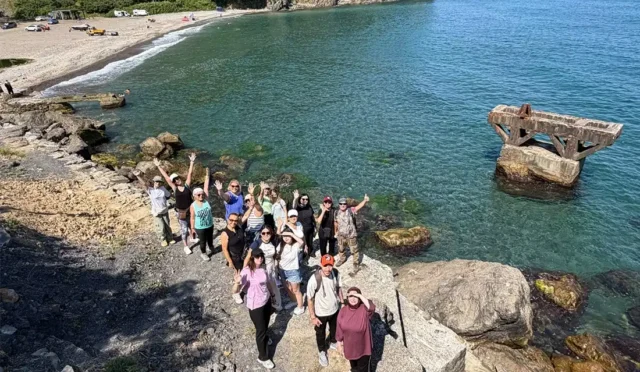 Kdz. Ereğli'deki Kireçlik Burnu Tafoni Kayaları'nın jeolojik ve endüstriyel miras farkındalık rotası kapsamında keşfi.