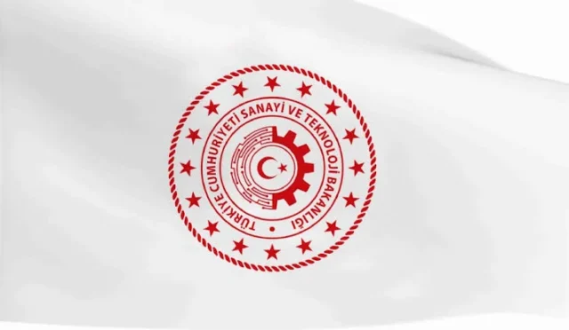 Sanayi ve Teknoloji Bakanlığı logosu ve uzman yardımcısı alımını temsil eden görseller