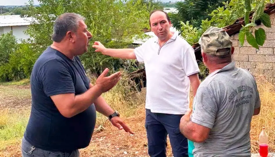 Serik’te Fırtına ve Hortum Sonrası Belediye Ekipleri Seferber Oldu
