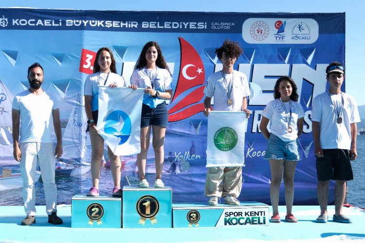3. Yelken Trofesi’nde madalyalar sahiplerini buldu