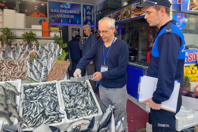 Gebze’de balıkçılara Zabıta denetimi