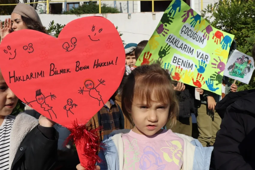 Kocaeli’nde çocuk haklarına dikkat çekildi