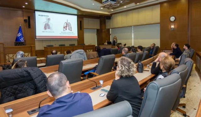 Bursa Büyükşehir’de KOAH ve tütünün zararları anlatıldı