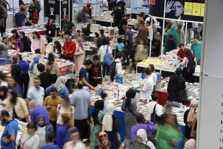 Kocaeli Kitap Fuarı tüm zamanların rekorunu kırdı… İşte yeni rekor: 988 bin 444 ziyaretçi
