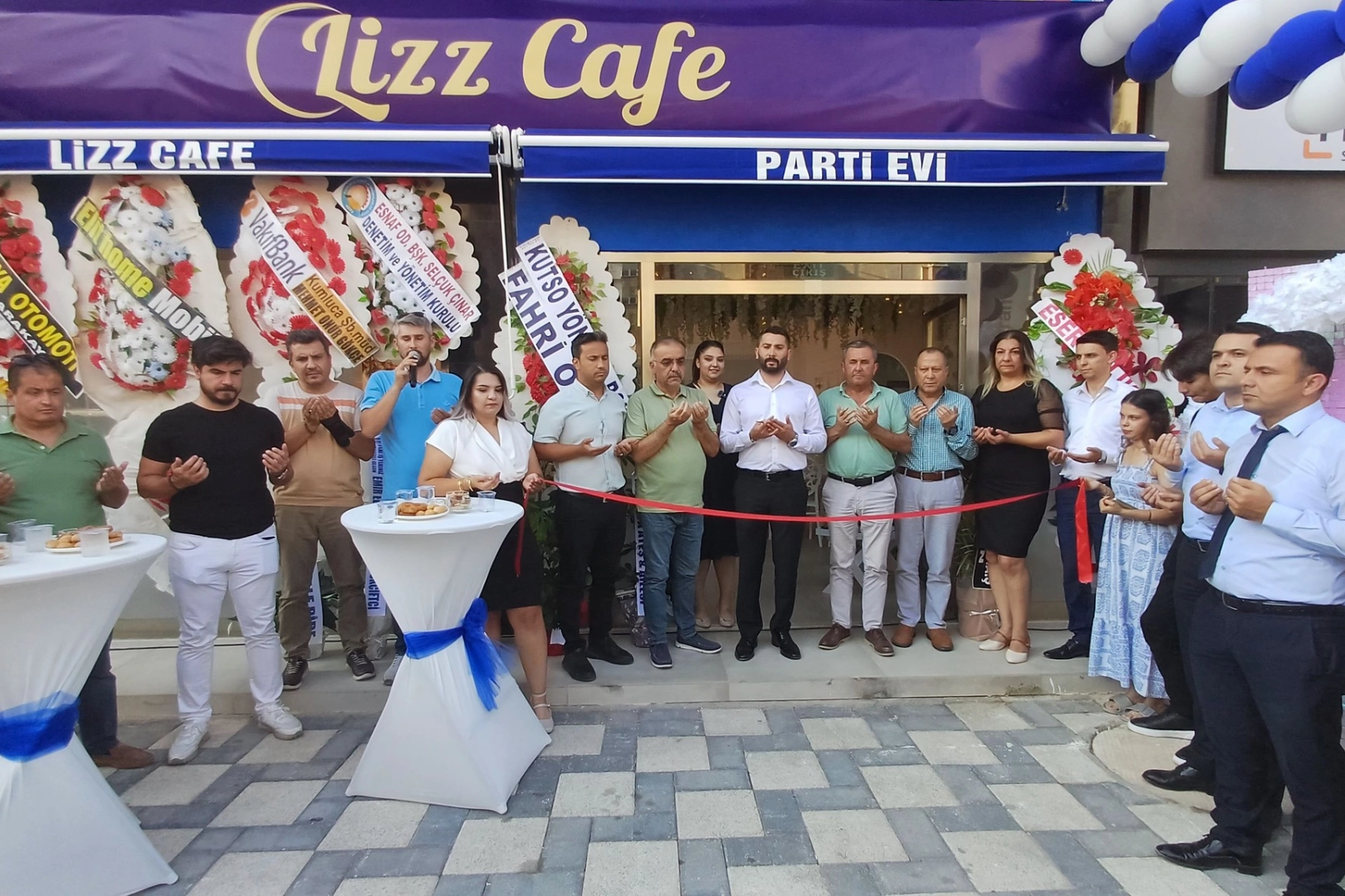 Antalya’nın Kumluca’da Lizz Cafe açıldı