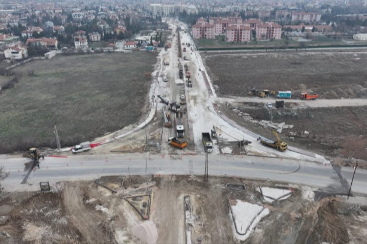 Konya’da Necmettin Erbakan Caddesi’nde yoğun çalışma