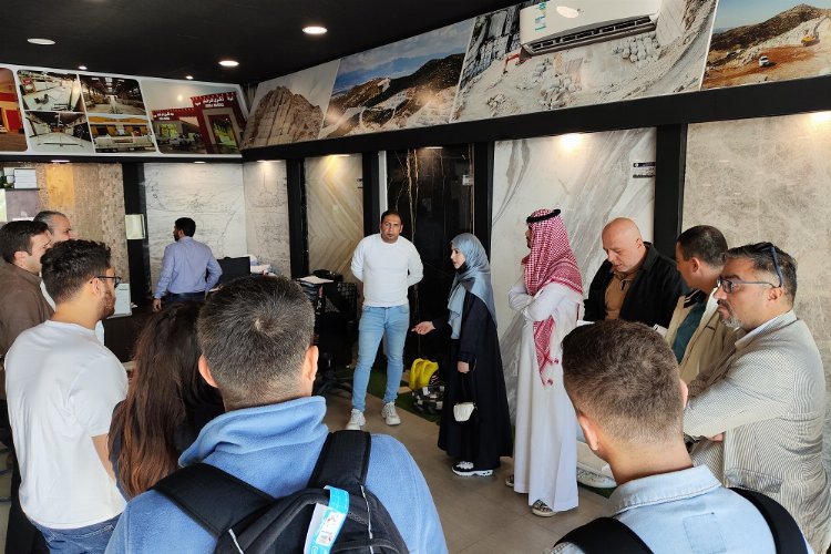 Suudi Arabistan’da görkemli binaları Türk doğal taşları süsleyecek