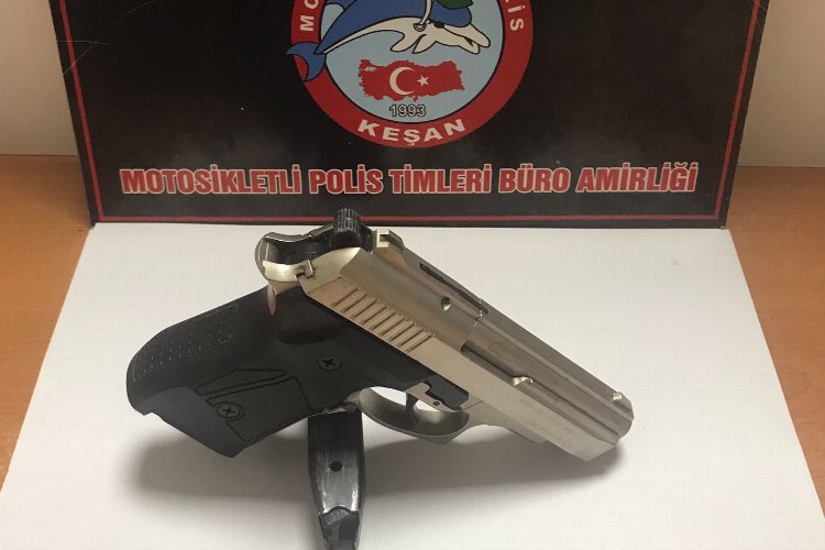 Keşan’da kurusıkı tabanca ele geçirildi