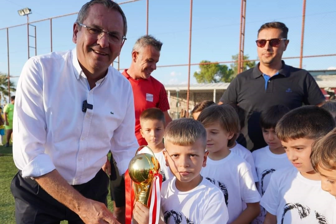 Balıkesir Ayvalık’ta ‘dostluk’ kazandı