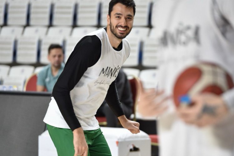 Potanın Tarzanları gözünü Aslan’a kestirdi