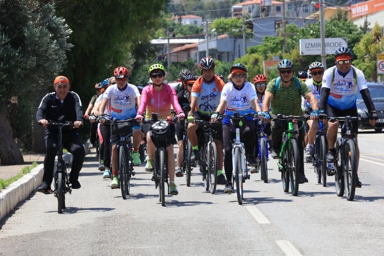 Güzelbahçe’de ‘Temiz Çevre’ için pedal çevirdiler