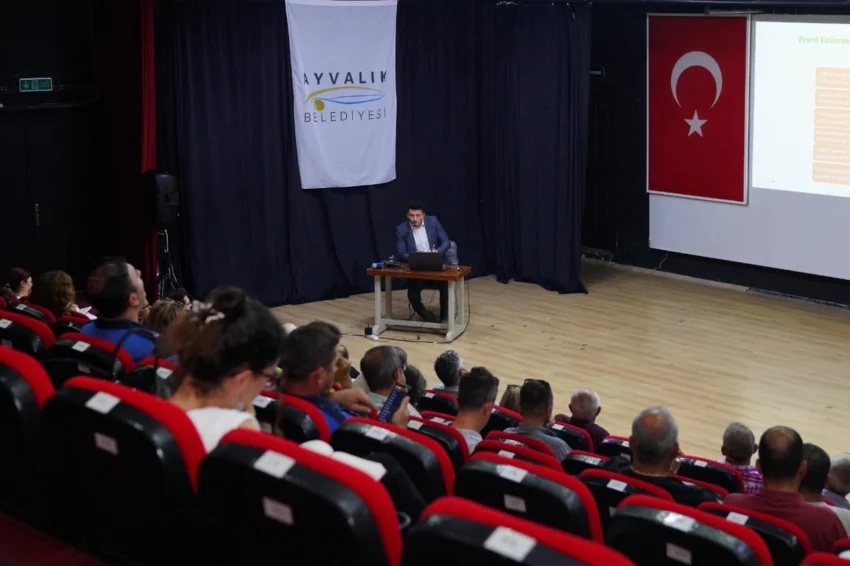 Balıkesir Ayvalık’ta ‘coğrafi işaret’ eğitimi