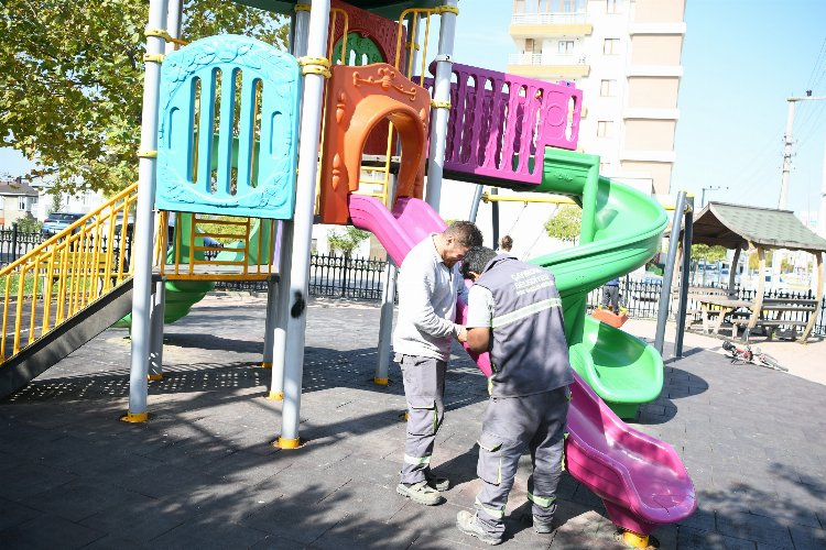 Çayırova’da bakım ve onarım çalışmaları sürüyor