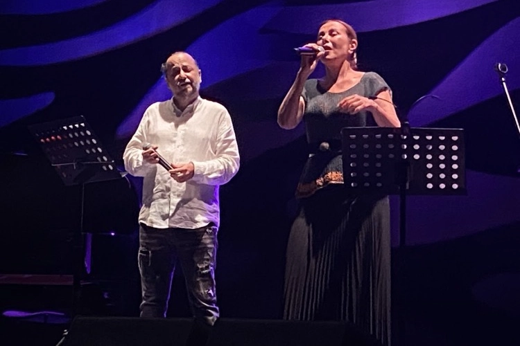 Güvenç Dağüstün, Burçin Büke ve Zuhal Olcay’dan ‘Şiir Şarkıları’