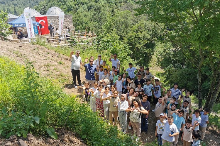 Gölcük’te tarihi hamama ziyaretçi akını