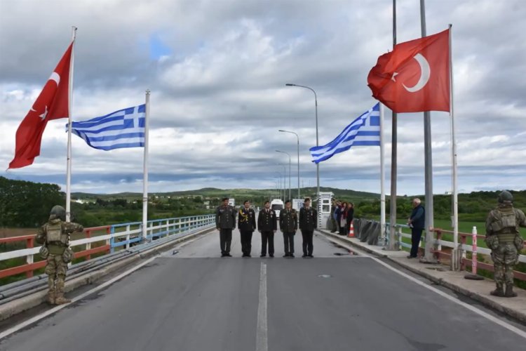 Türk askeri yetkililer Yunanistan’ı ziyaret etti