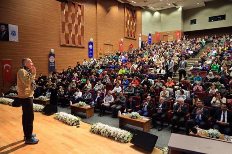 Kayseri Talas’ta ‘Dijital Baba söyleşisi