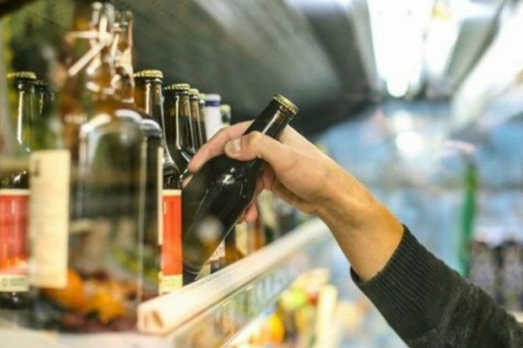 Tekel Bayileri Derneği duyurdu… Alkole zam geldi!