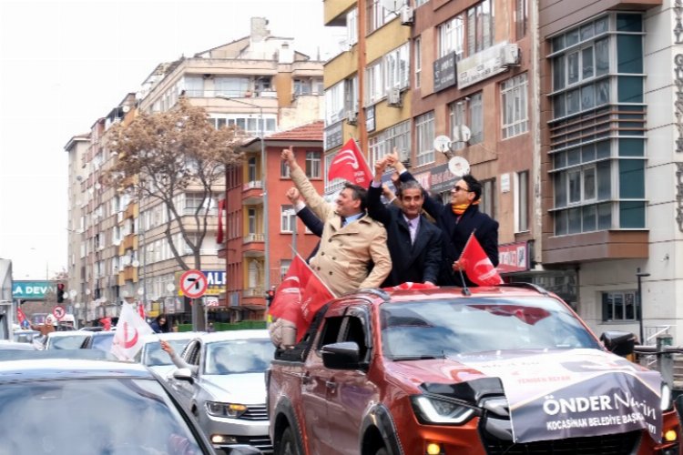 Yeniden Refah Partisi’nden gövde gösterisi