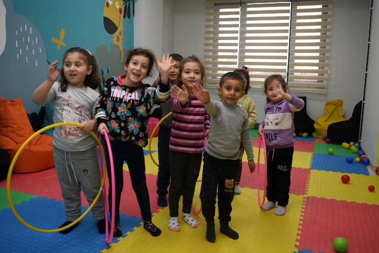 Şekerpınar Bilgi Evi’nde eğitimler sürüyor