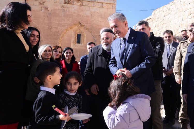 Farklı dinler ve diller Mardin’in zenginligidir