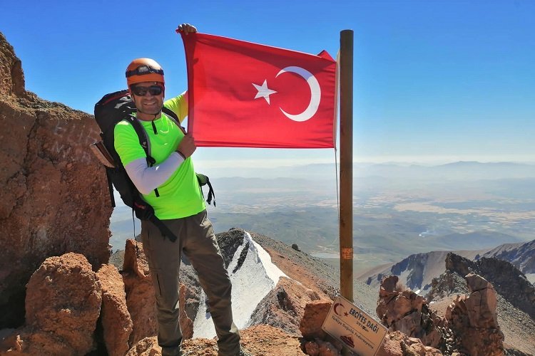 Erciyes Zirve Tırmanışı başarıyla tamamlandı