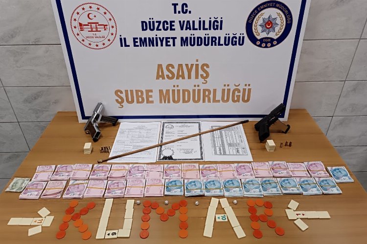 Düzce’de kumarhane baskını yapıldı