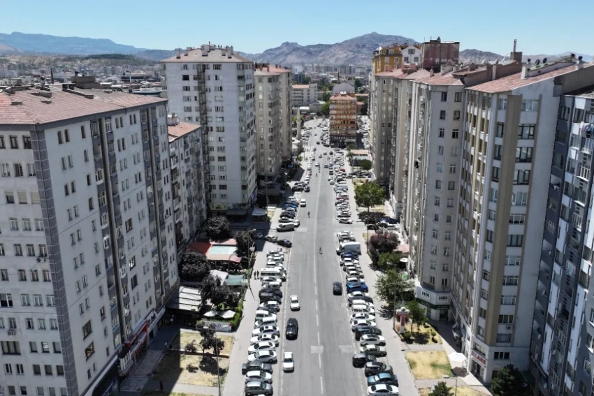 Çolakbayrakdar: “Daha yeşil bir dokunuşla, Kayseri’mize nefes aldırıyoruz”