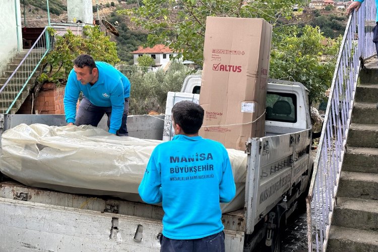 Manisa Büyükşehir’den yangınzede aileye yardım eli